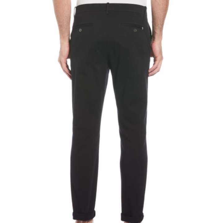 Pantalón chino de corte slim negro